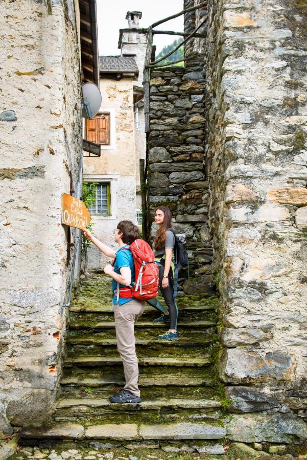 B&B Casa Quaroni Anzino Bagian luar foto
